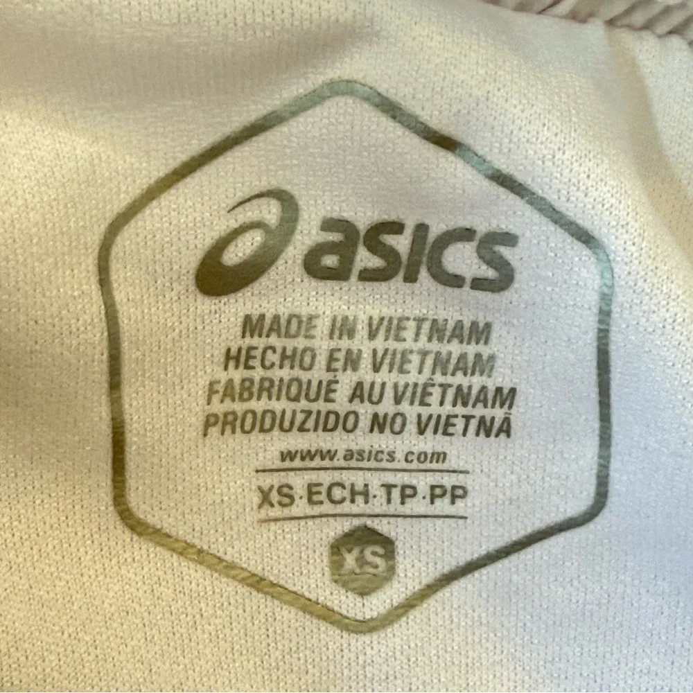 Asics Women's Light Gray Athletic Shorts Size XS